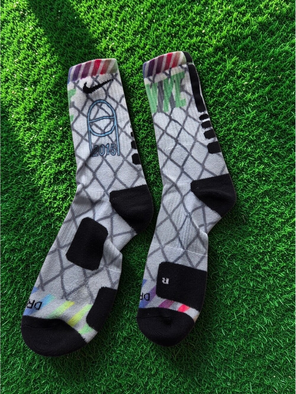 Nike Elite Digital Print 2015 Basketball Net Crew Socks Gray Multicolor